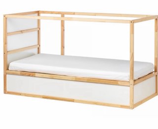 Cama Kura infantil reversible madera + colchon