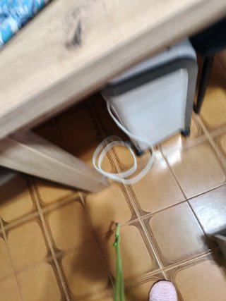Mesa extensible castaño casi nueva