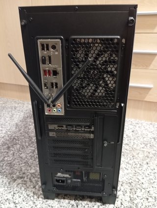 PC Gaming 4070 super + i5 12400F + 16gb ram