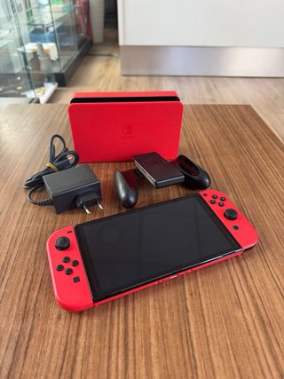 Nintendo Switch Rojo + Accesorios