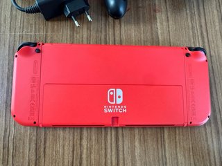 Nintendo Switch Rojo + Accesorios