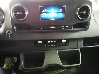 Mercedes-Benz Sprinter 2021