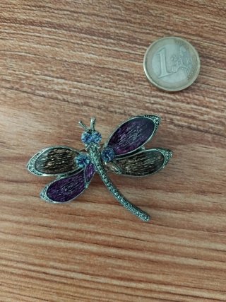 Broche libélula lila