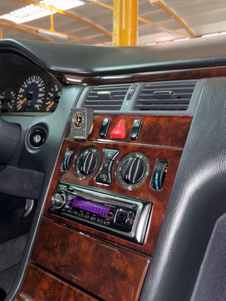 Mercedes-Benz E230 Elegance 1995