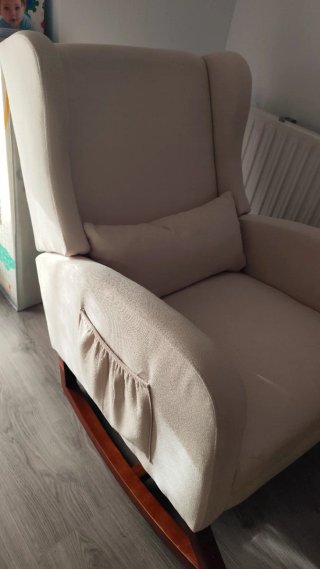 Mecedora de lactancia beige