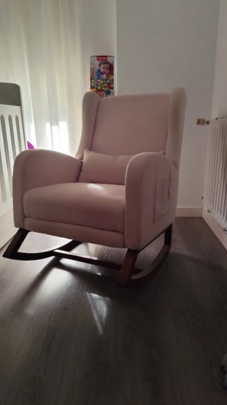 Mecedora de lactancia beige