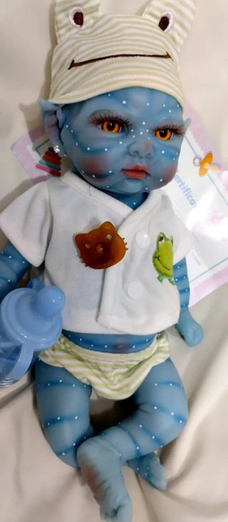 Bebé Reborn Avatar Silicona 33cm