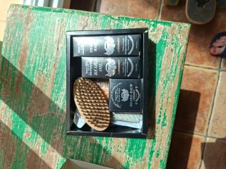 Kit Cuidado Barba Isner Mile Profesional