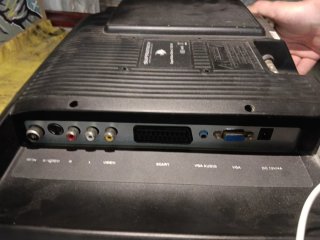 Monitor TV DVD Supratech Negro