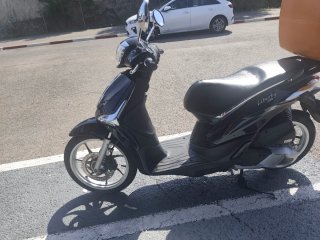 125