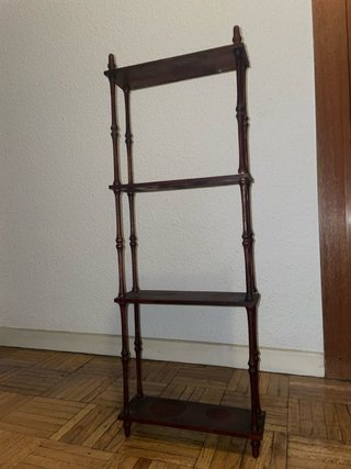 Estantería de pared de madera