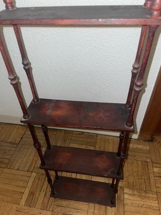 Estantería de pared de madera