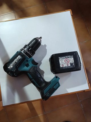 TALADRO MAKITA PERCUTOR DHP485