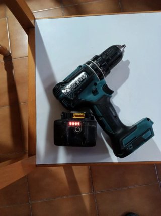 TALADRO MAKITA PERCUTOR DHP485