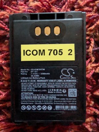 ICOM IC-705 + Batería + Carcasa
