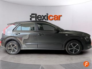 Kia Niro 1.6 GDi HEV 104kW (141CV) Concept