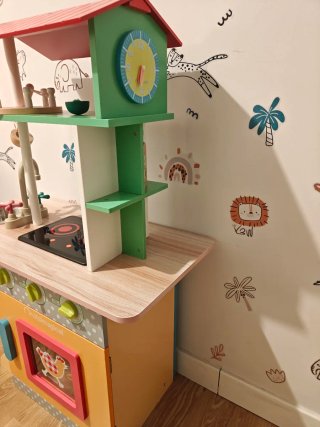 Cocinita de madera infantil