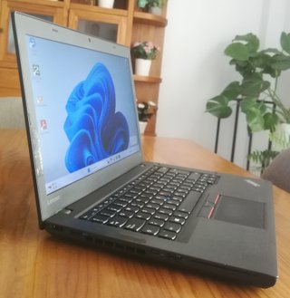 Portátil Lenovo T460 i5 4x2.8GHz 16GB SSD 480GB