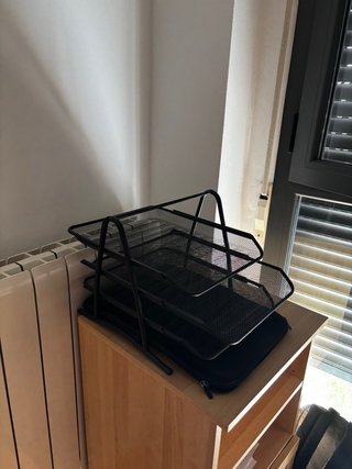 Dos Estanterías de escritorio metálica negra