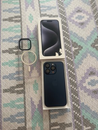 iPhone 15 Pro 256GB Azul Marino