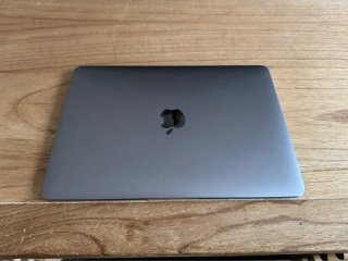 MacBook Retina Apple Gris