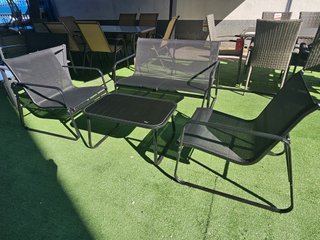 Conjunto de Terraza: Sofá, 2 Sillónes y Mesita