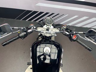 Suzuki Marauder GZ 250 Negra