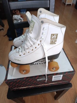 Patines blancos talla 40