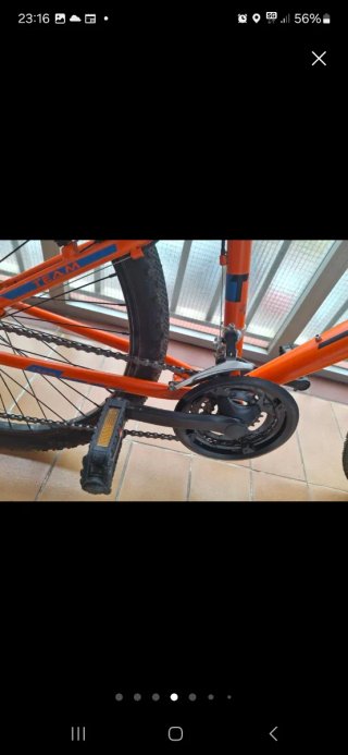 Bicicleta infantil naranja