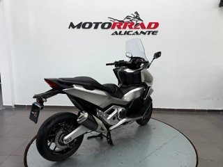 Honda Forza 750