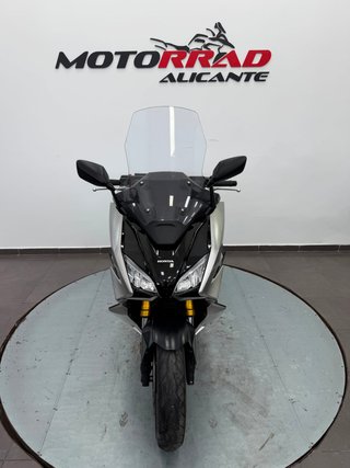 Honda Forza 750