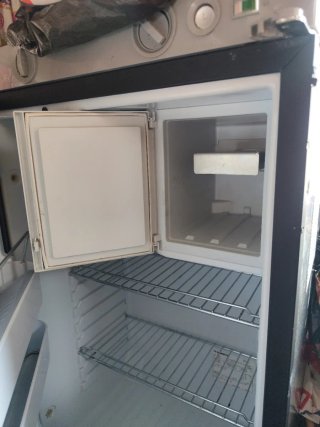 Nevera Dometic Serie 5 Trivalente Gas 12V 220V + M