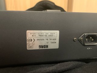 Teclado Korg i3 con funda