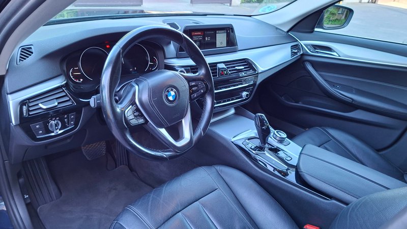 BMW Serie 5 2018, foto 9