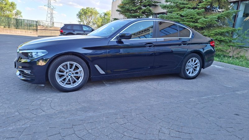 BMW Serie 5 2018, foto 20