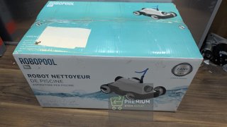 Robot eléctrico para piscina de fondo plano