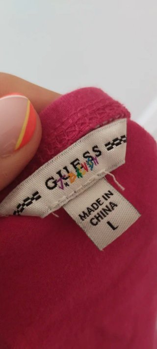 Top Guess J Balvin Rosa