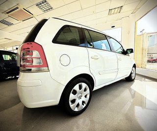 Opel Zafira 2014 ( 7 Plazas) / Financiamiento