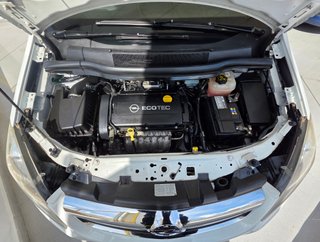 Opel Zafira 2014 ( 7 Plazas) / Financiamiento