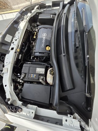 Opel Zafira 2014 ( 7 Plazas) / Financiamiento