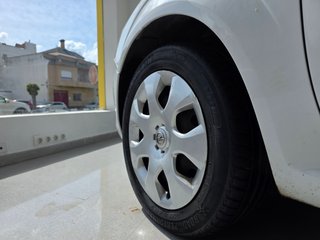 Opel Zafira 2014 ( 7 Plazas) / Financiamiento