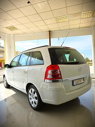 Opel Zafira 2014 ( 7 Plazas) / Financiamiento