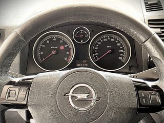 Opel Zafira 2014 ( 7 Plazas) / Financiamiento