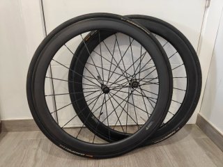 Ruedas de carbono Novatec carretera