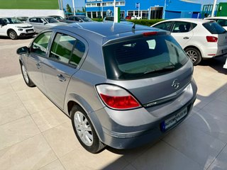 Opel Astra 2005
