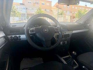 Opel Astra 2005