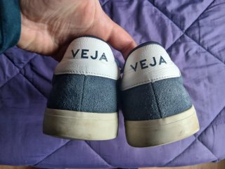Zapatillas Veja azul y blanco buen estado