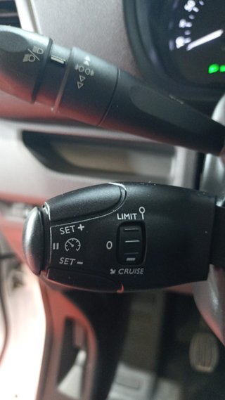 OPEL VIVARO 2021