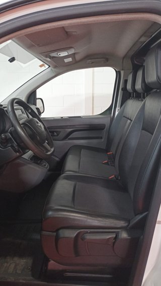 OPEL VIVARO 2021