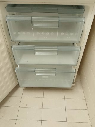 Nevera Balay (congelador a reparar)